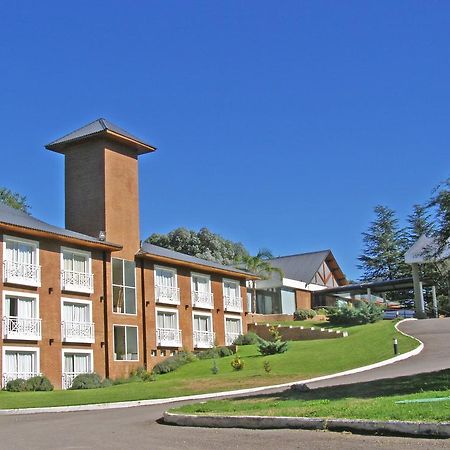 Howard Johnson Hotel & Spa Вилья-Хенераль-Бельграно Экстерьер фото