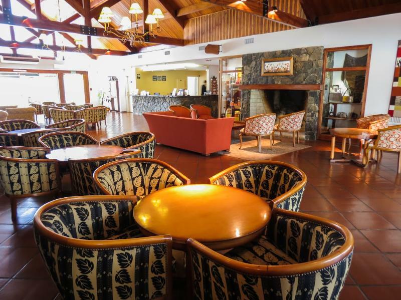 Howard Johnson Hotel & Spa Вилья-Хенераль-Бельграно Экстерьер фото